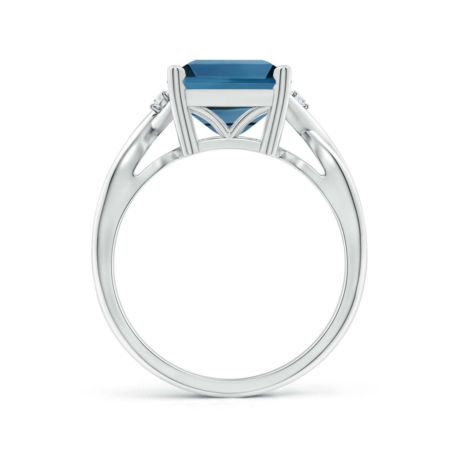 AA - London Blue Topaz / 5.63 CT / 14 KT White Gold