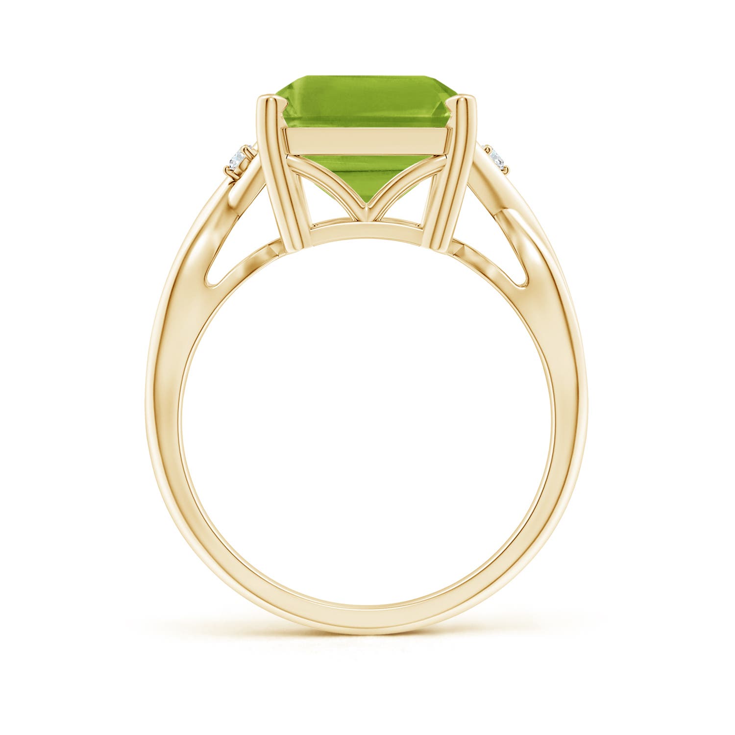 AAA - Peridot / 7.03 CT / 14 KT Yellow Gold