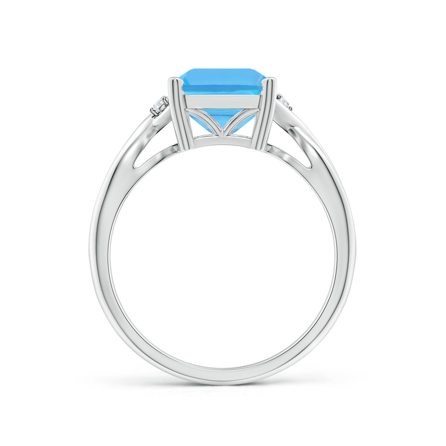 AA - Swiss Blue Topaz / 4.03 CT / 14 KT White Gold