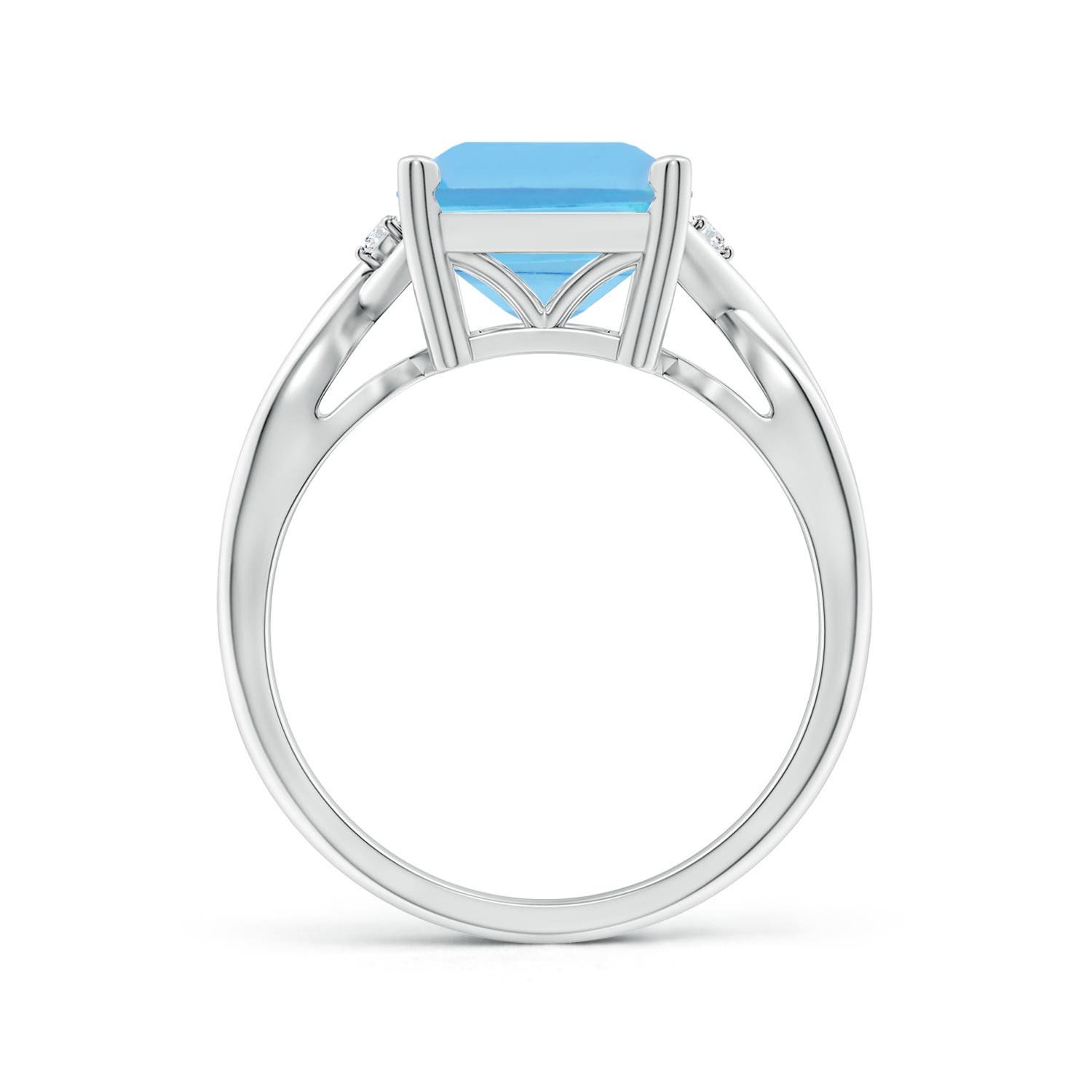 A - Swiss Blue Topaz / 5.63 CT / 14 KT White Gold