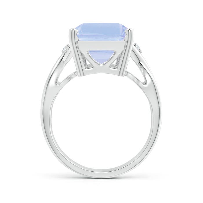 A - Tanzanite / 7.03 CT / 14 KT White Gold