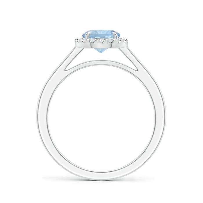 AA - Aquamarine / 0.82 CT / 14 KT White Gold