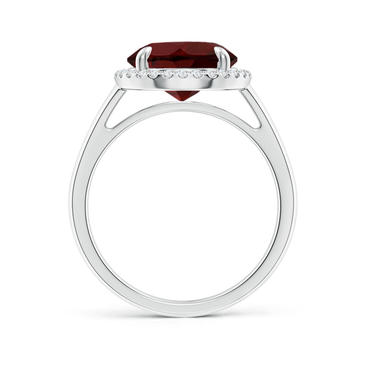 AA - Garnet / 4.67 CT / 14 KT White Gold