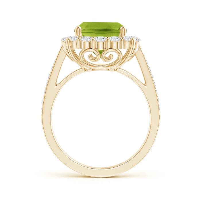 AAA - Peridot / 3.58 CT / 14 KT Yellow Gold