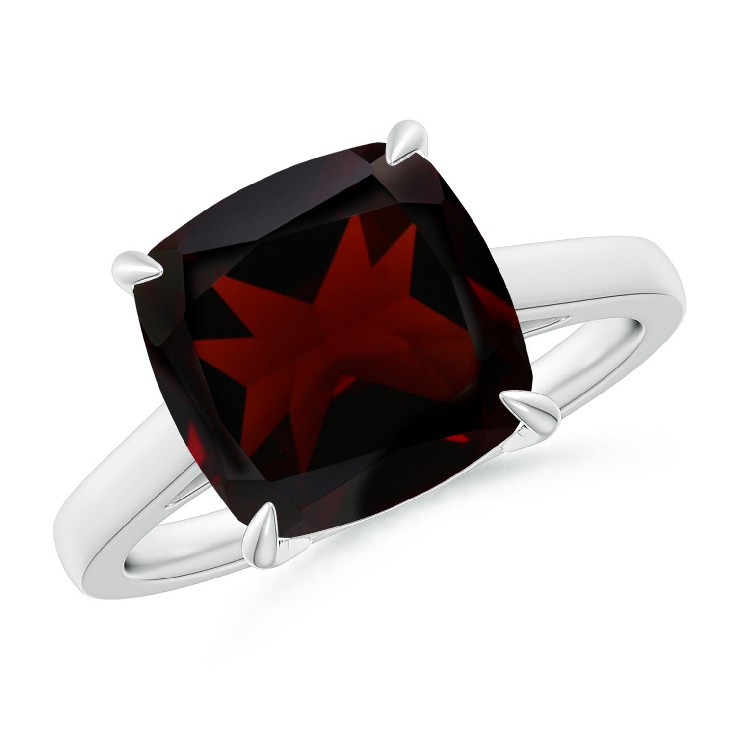 A - Garnet / 4.2 CT / 14 KT White Gold