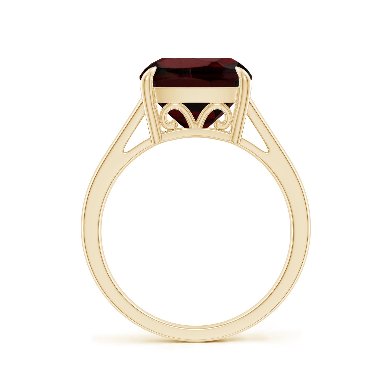 AA - Garnet / 4.2 CT / 14 KT Yellow Gold