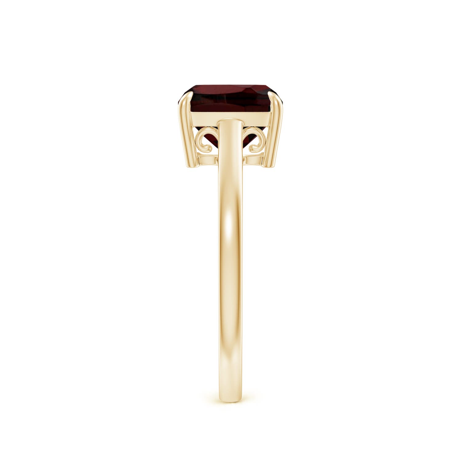 AA - Garnet / 2.5 CT / 14 KT Yellow Gold