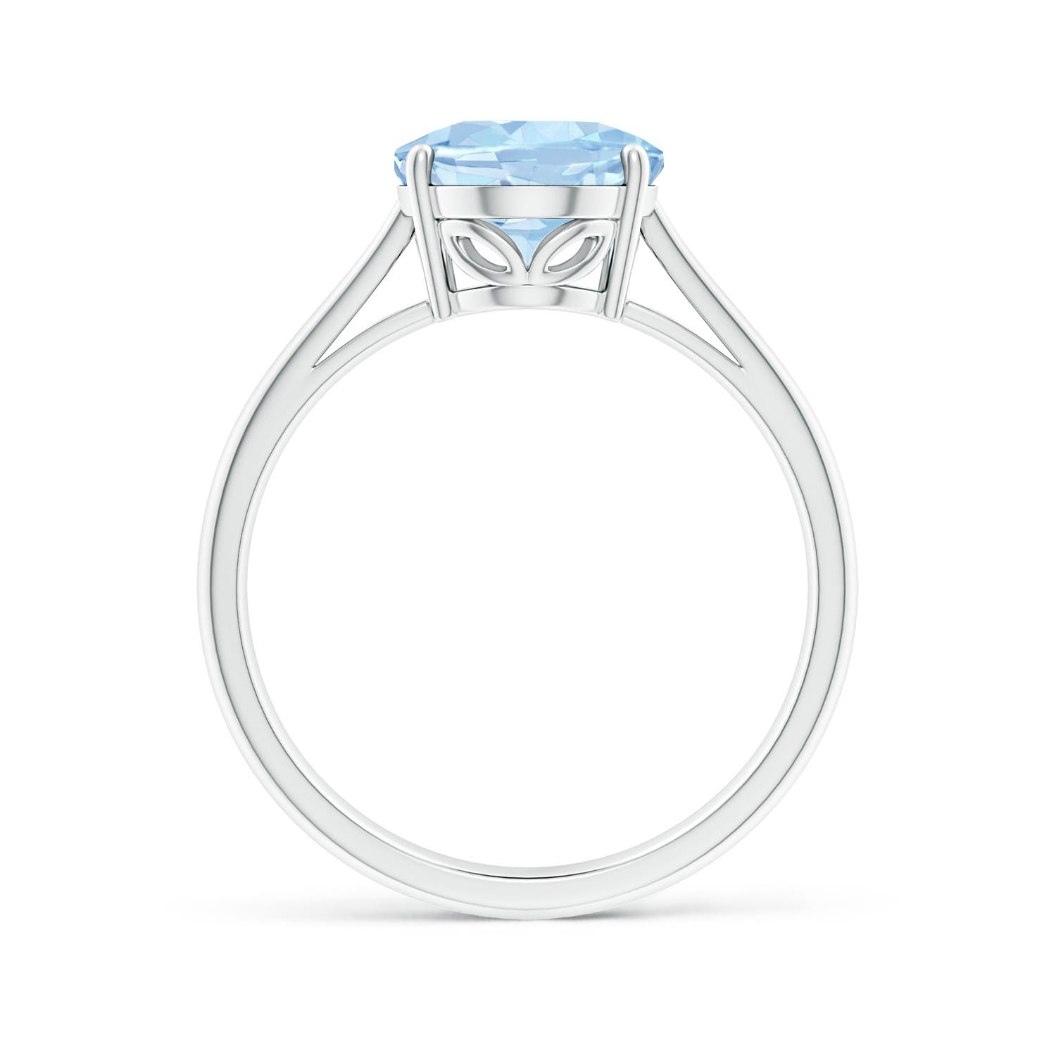 AA - Aquamarine / 2.2 CT / 14 KT White Gold