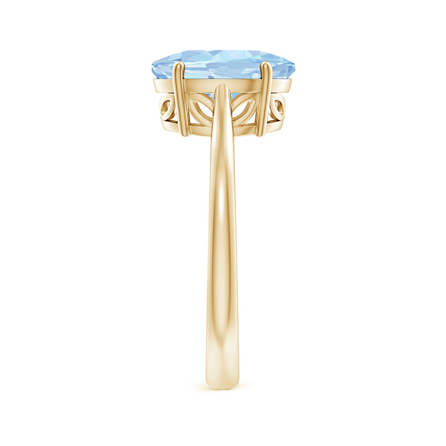 AA - Aquamarine / 2.2 CT / 14 KT Yellow Gold