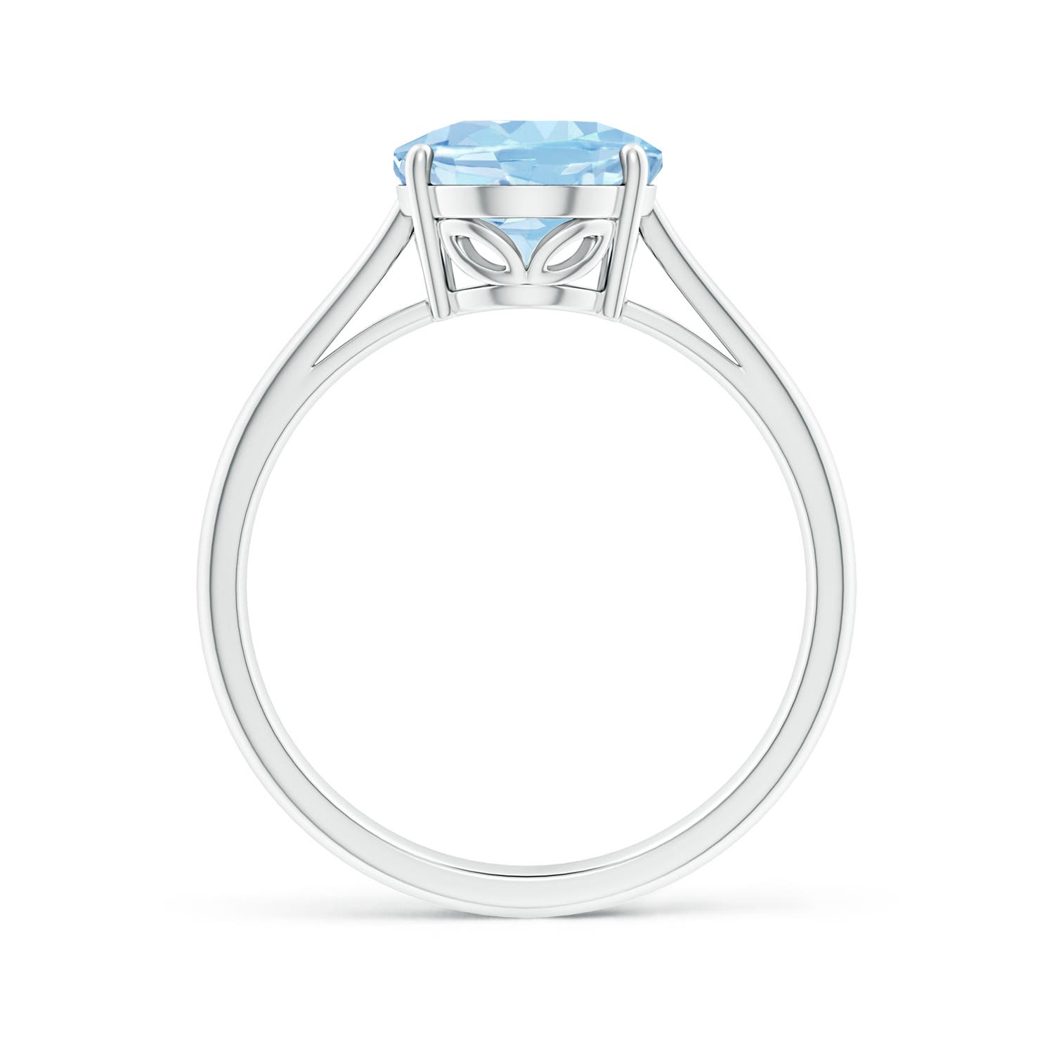 AAA - Aquamarine / 2.2 CT / 14 KT White Gold