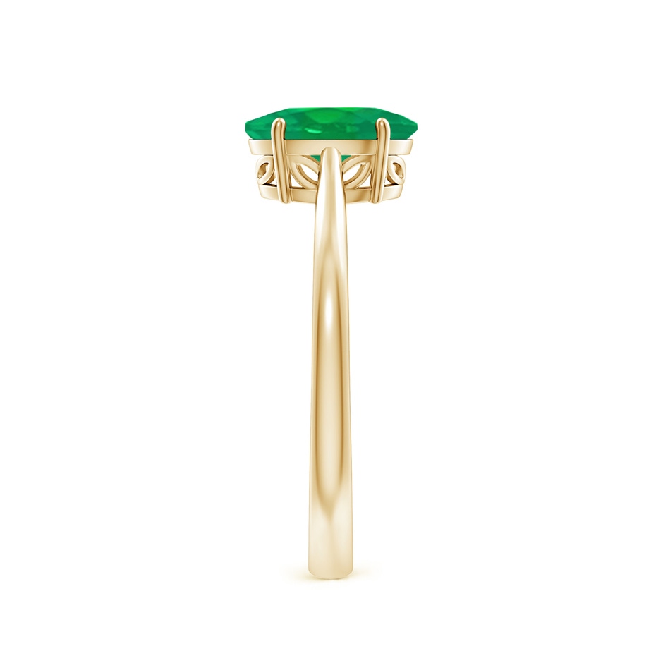 8x6mm AA Oval Solitaire Emerald Cocktail Ring in Yellow Gold side 299
