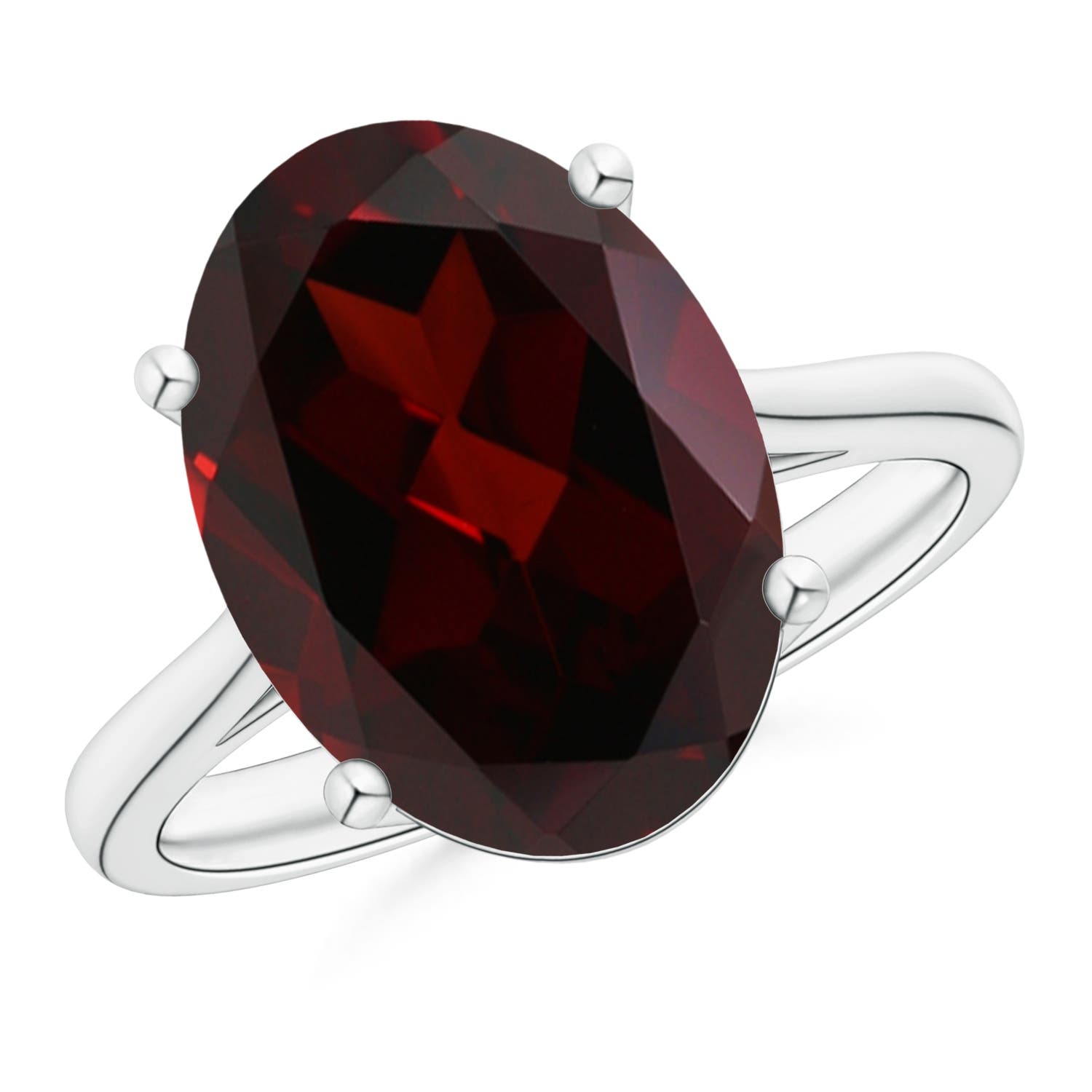 A - Garnet / 6.4 CT / 14 KT White Gold