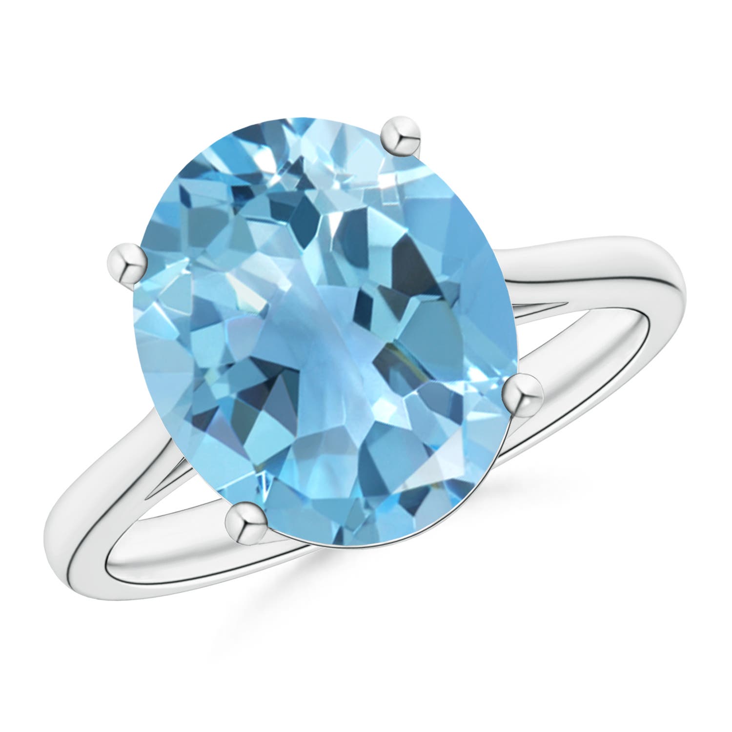 A - Swiss Blue Topaz / 5.6 CT / 14 KT White Gold