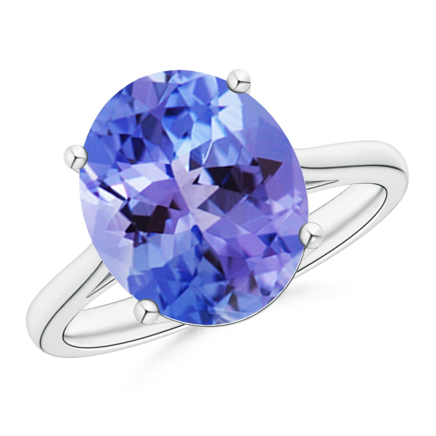 AA - Tanzanite / 4.8 CT / 14 KT White Gold