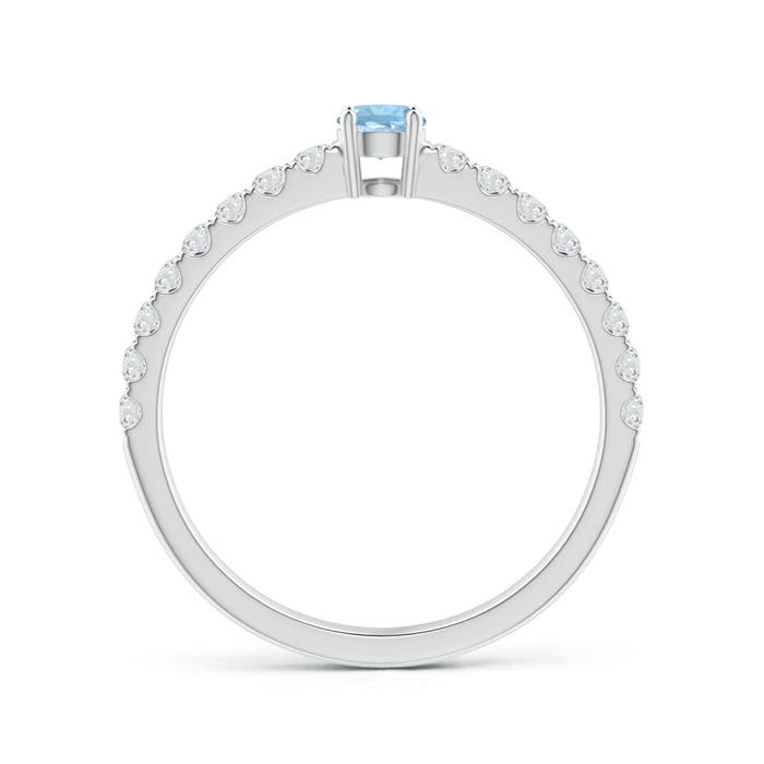 AAA - Aquamarine / 0.49 CT / 14 KT White Gold