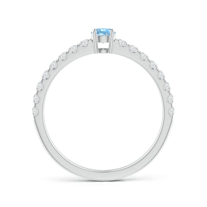 AAAA - Aquamarine / 0.49 CT / 14 KT White Gold