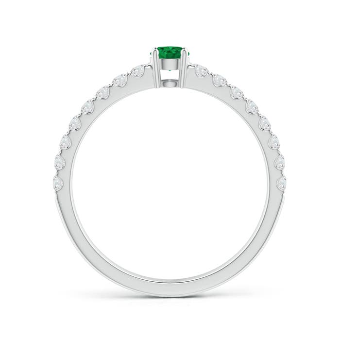 AAA - Emerald / 0.49 CT / 14 KT White Gold