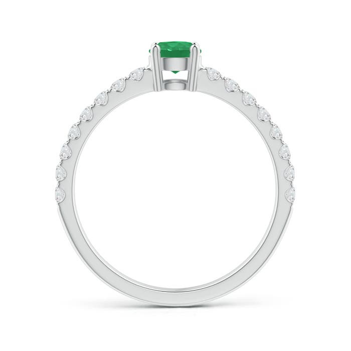 A - Emerald / 0.69 CT / 14 KT White Gold