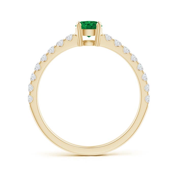 AAA - Emerald / 0.69 CT / 14 KT Yellow Gold