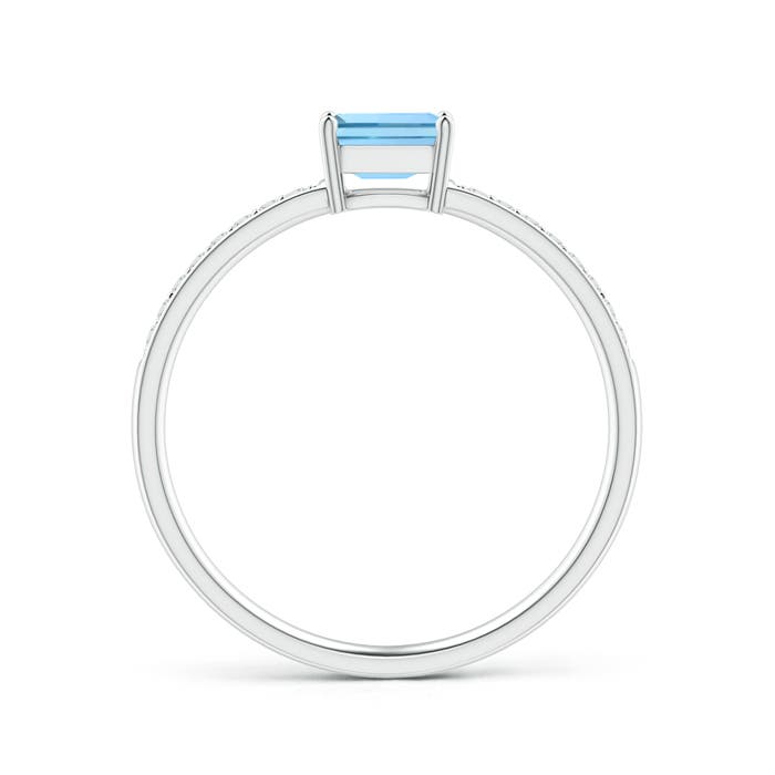 AAAA - Aquamarine / 0.33 CT / 14 KT White Gold