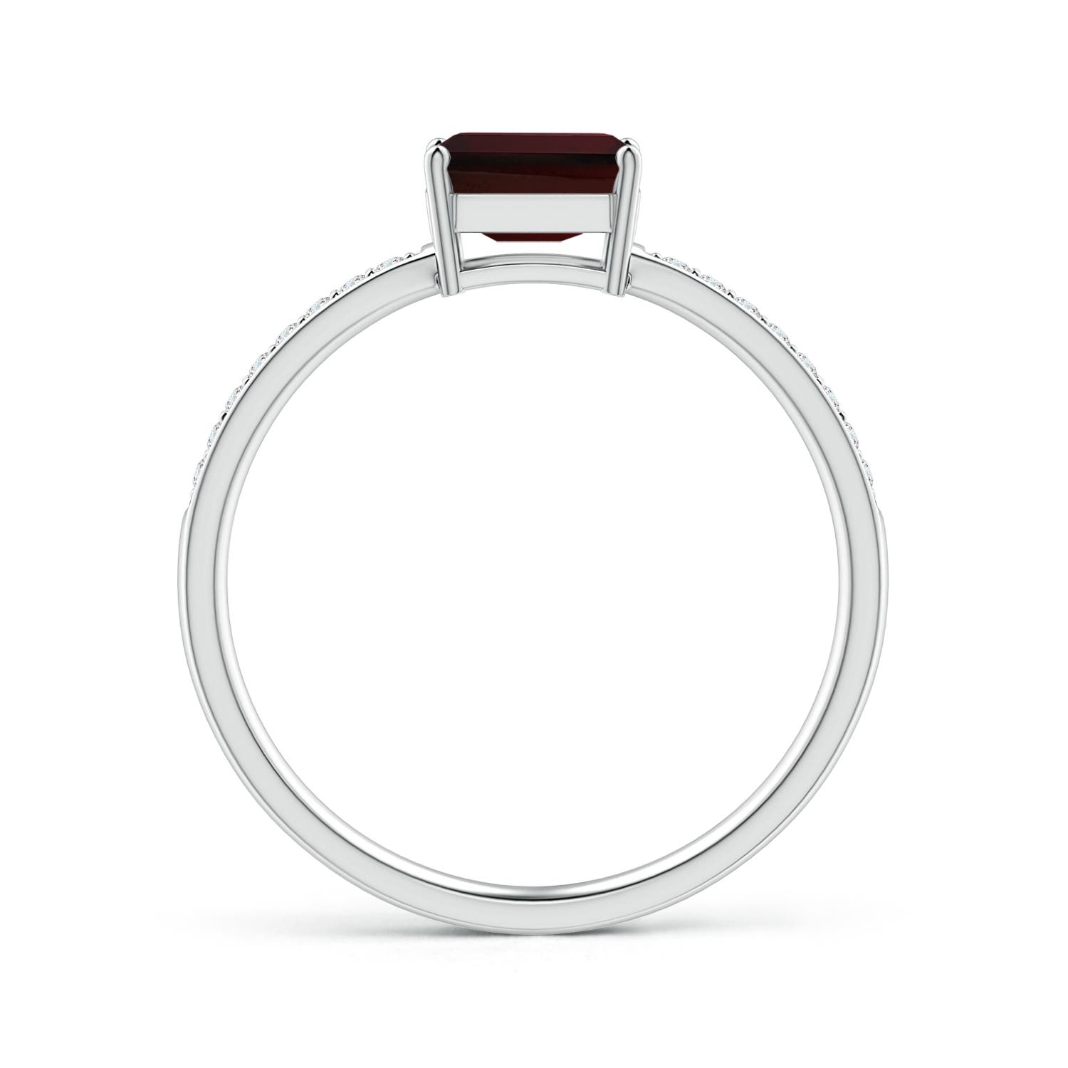 A - Garnet / 0.78 CT / 14 KT White Gold