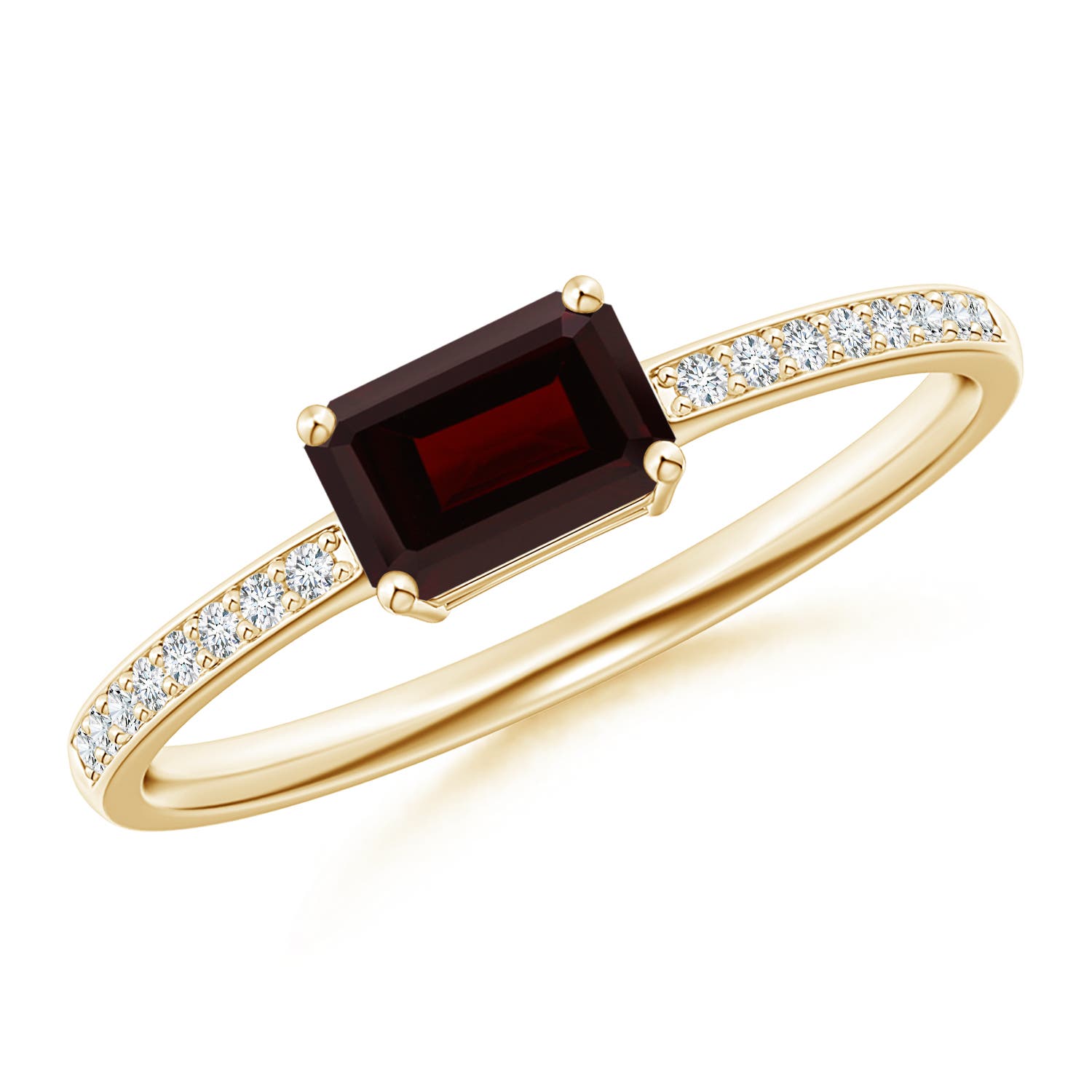 A - Garnet / 0.78 CT / 14 KT Yellow Gold