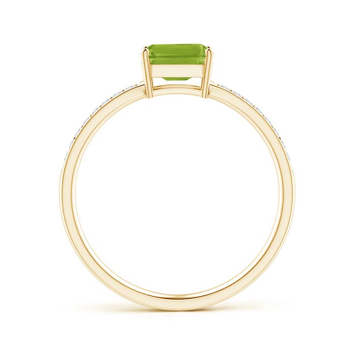 AAA - Peridot / 0.68 CT / 14 KT Yellow Gold