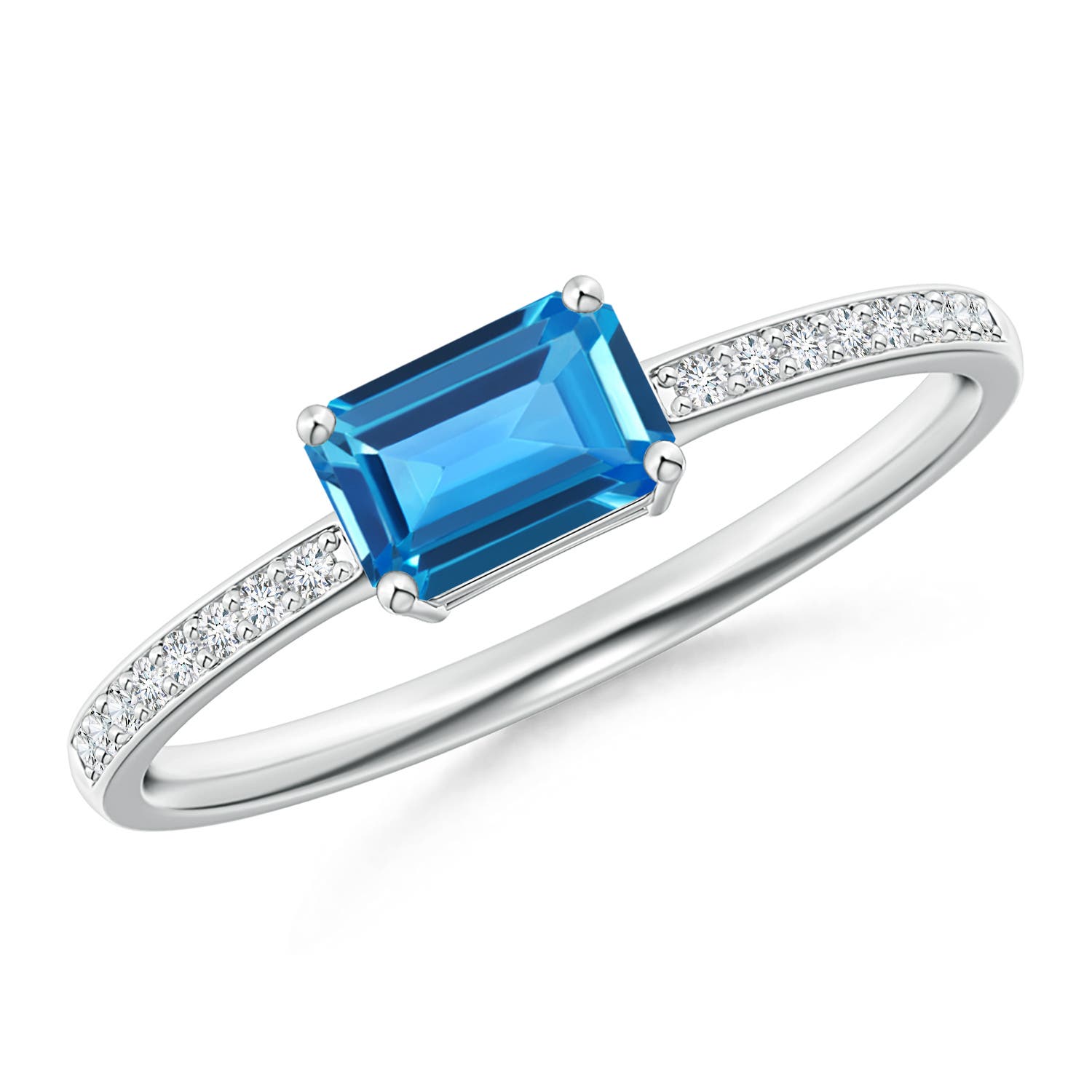 AAAA - Swiss Blue Topaz / 0.73 CT / 14 KT White Gold