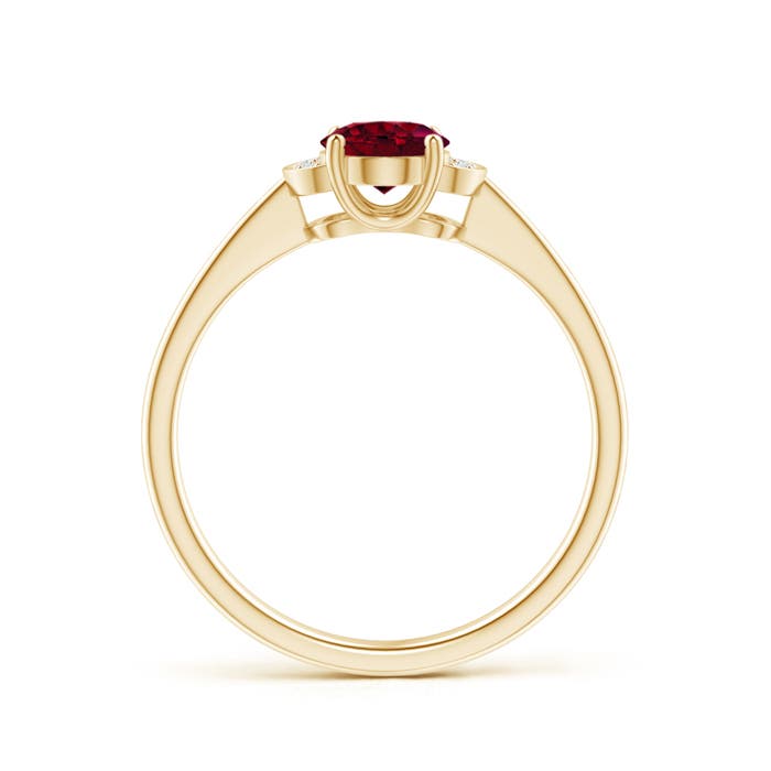 AA - Garnet / 0.94 CT / 14 KT Yellow Gold