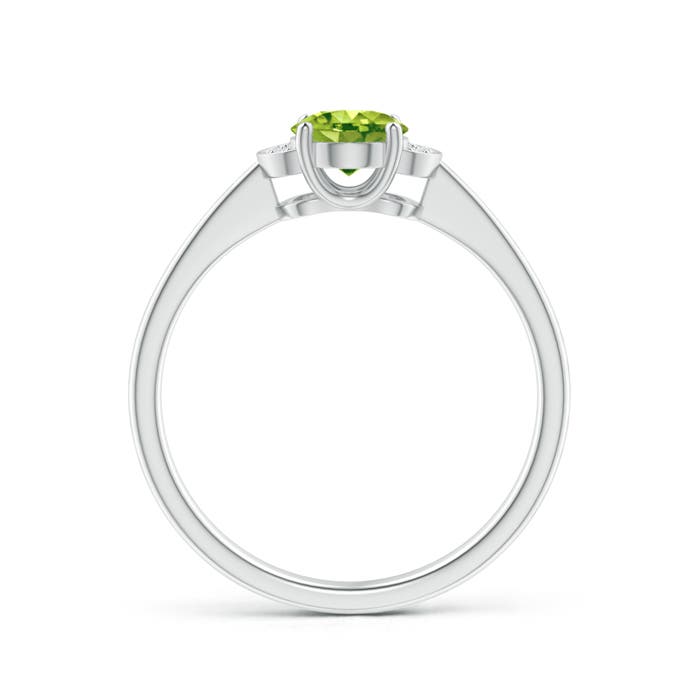 AAA - Peridot / 0.89 CT / 14 KT White Gold