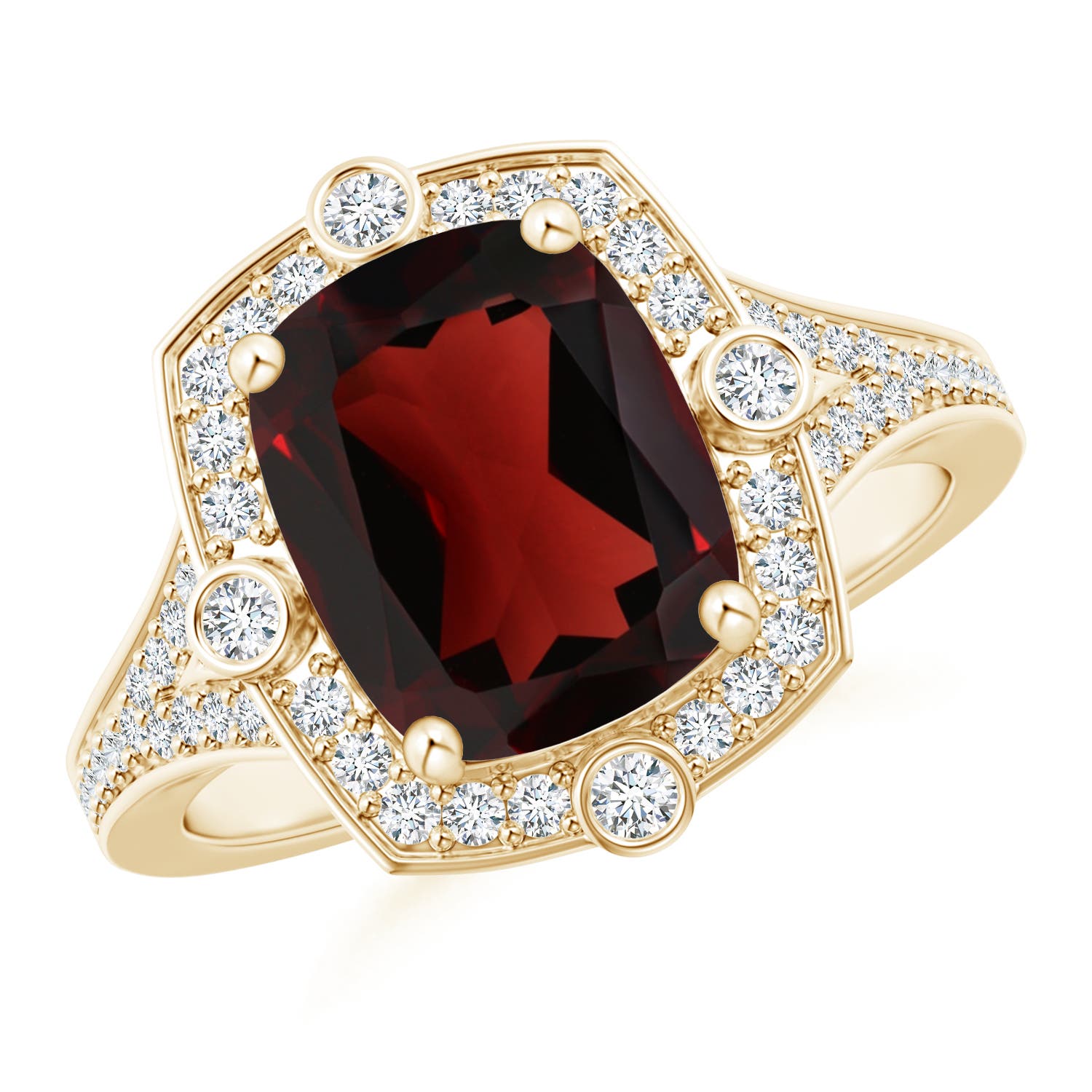 AA - Garnet / 3.65 CT / 14 KT Yellow Gold