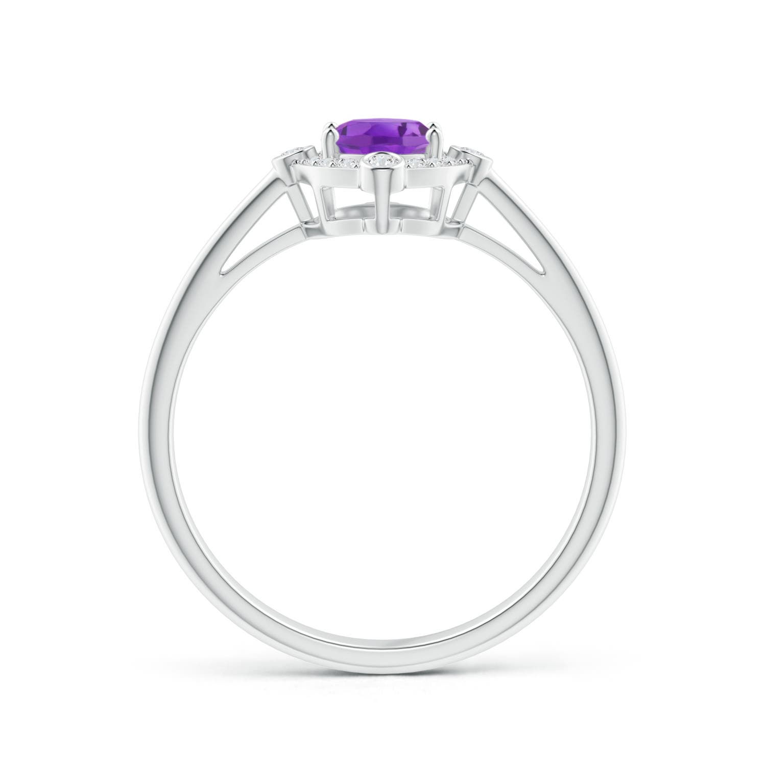 AA - Amethyst / 0.82 CT / 14 KT White Gold