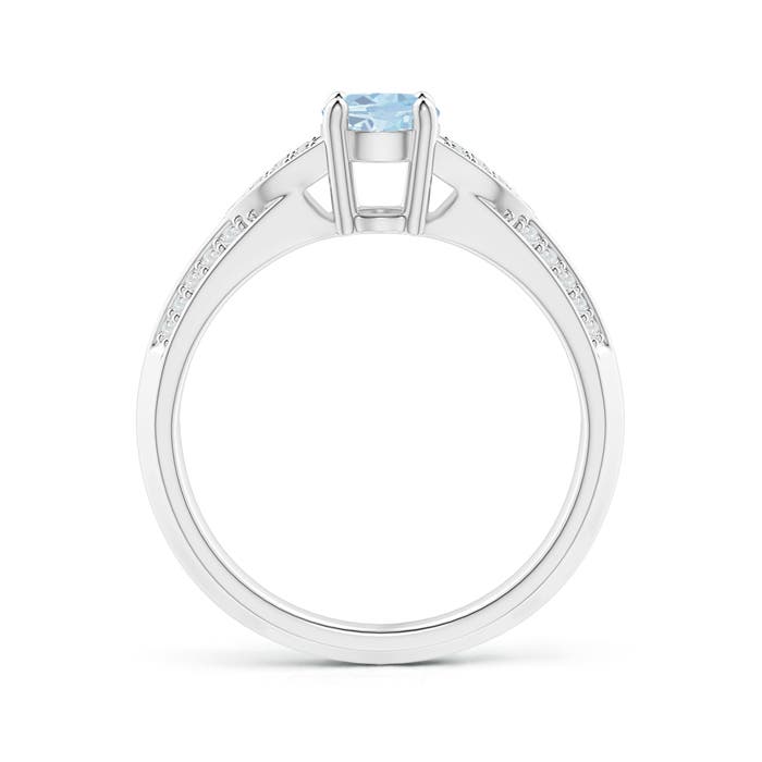 A - Aquamarine / 0.78 CT / 14 KT White Gold