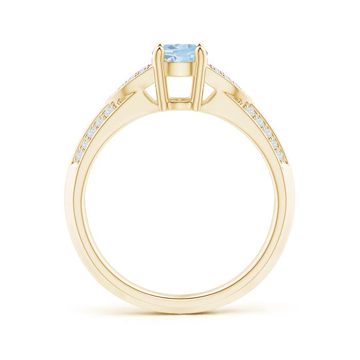 A - Aquamarine / 0.78 CT / 14 KT Yellow Gold