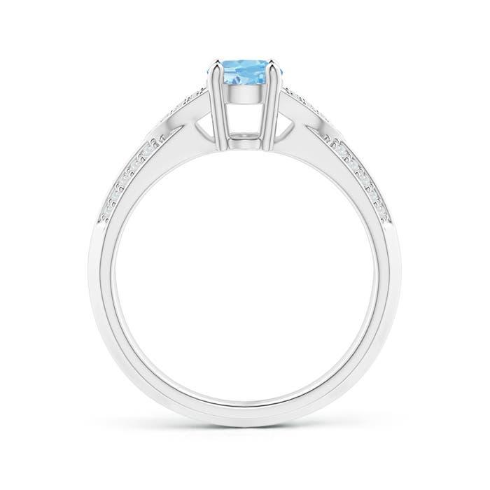 AAAA - Aquamarine / 0.78 CT / 14 KT White Gold