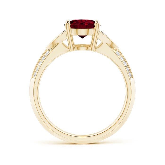 A - Garnet / 2.18 CT / 14 KT Yellow Gold