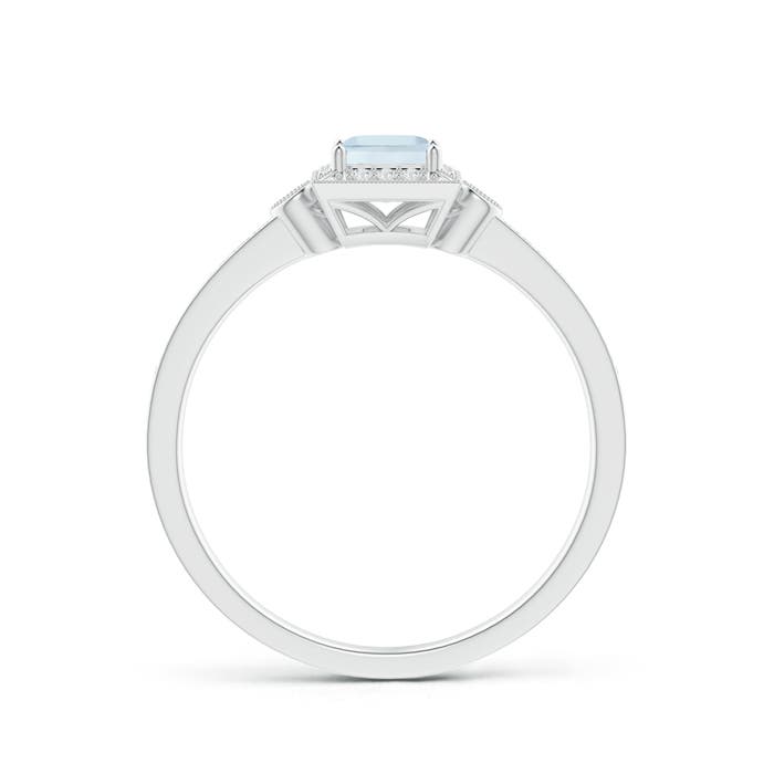 A - Aquamarine / 0.49 CT / 14 KT White Gold