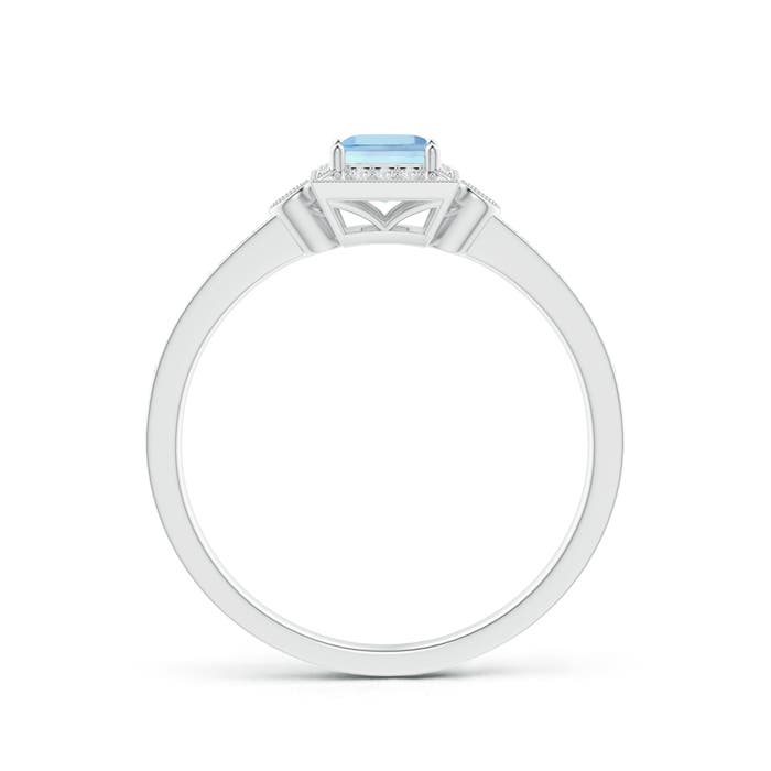 AAAA - Aquamarine / 0.49 CT / 14 KT White Gold