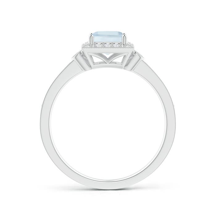 A - Aquamarine / 0.72 CT / 14 KT White Gold