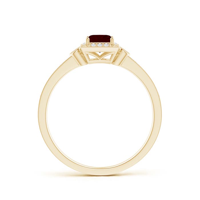 AA - Garnet / 0.51 CT / 14 KT Yellow Gold