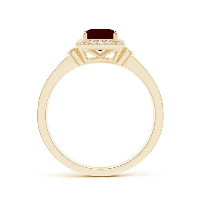 AA - Garnet / 0.92 CT / 14 KT Yellow Gold