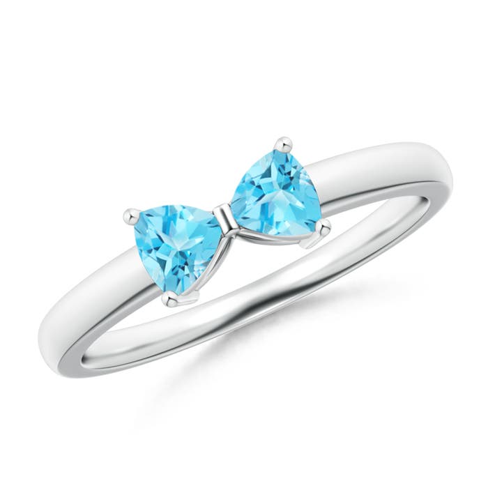 AA - Swiss Blue Topaz / 0.58 CT / 14 KT White Gold