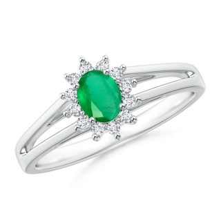 Oval A Emerald