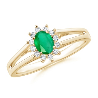 Oval A Emerald