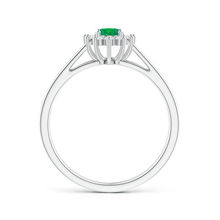 AA - Emerald / 0.4 CT / 14 KT White Gold