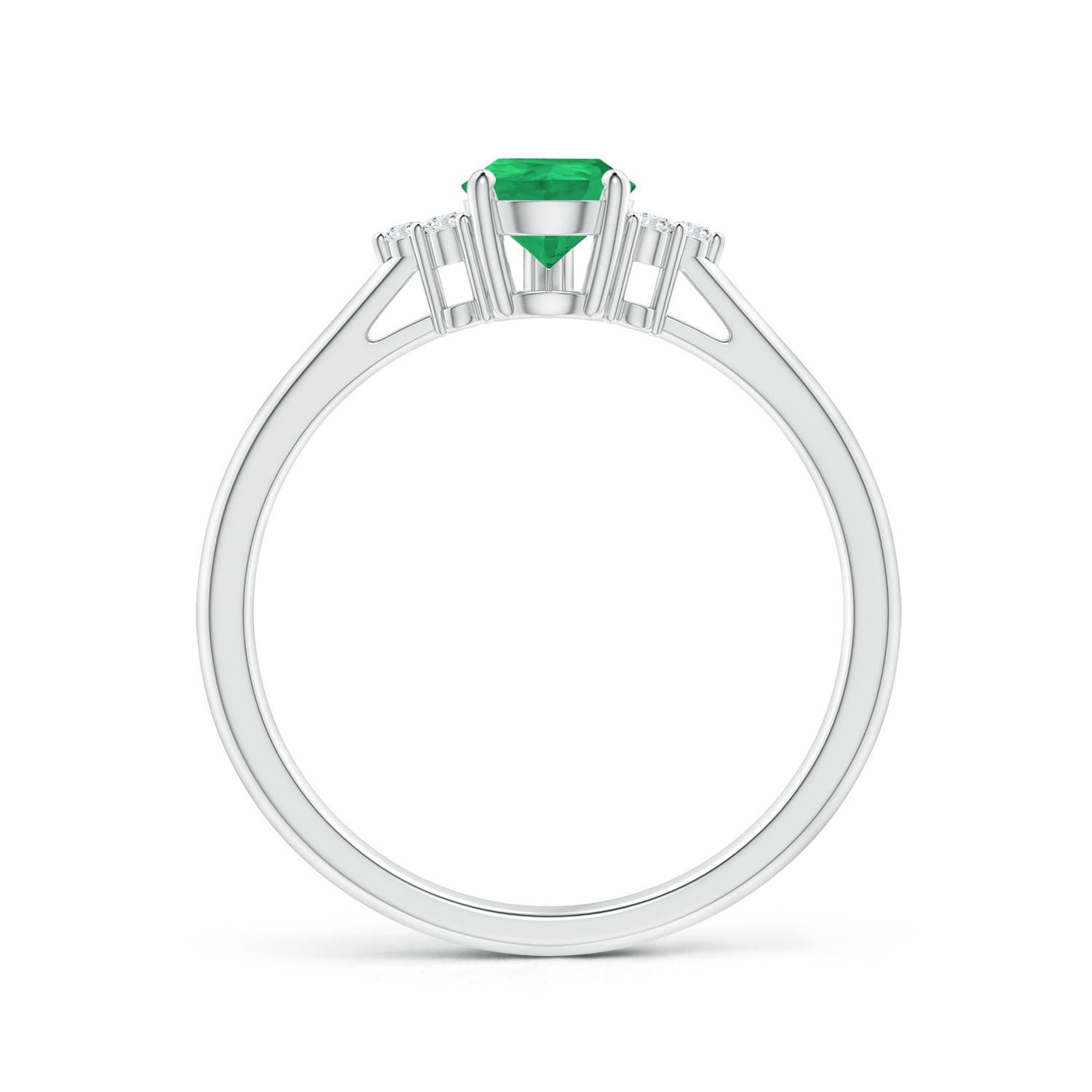 A - Emerald / 0.66 CT / 14 KT White Gold