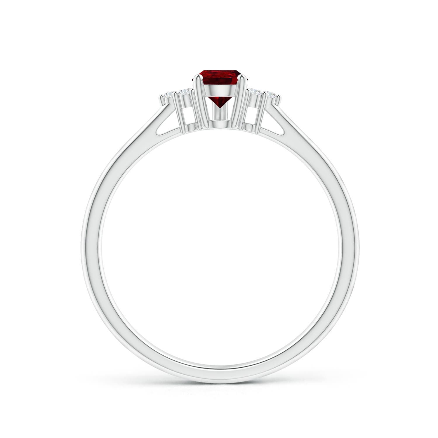 AAAA - Ruby / 0.45 CT / 14 KT White Gold