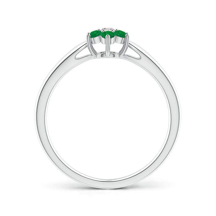 AA - Emerald / 0.31 CT / 14 KT White Gold