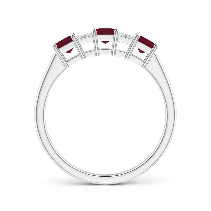 A - Ruby / 0.68 CT / 14 KT White Gold