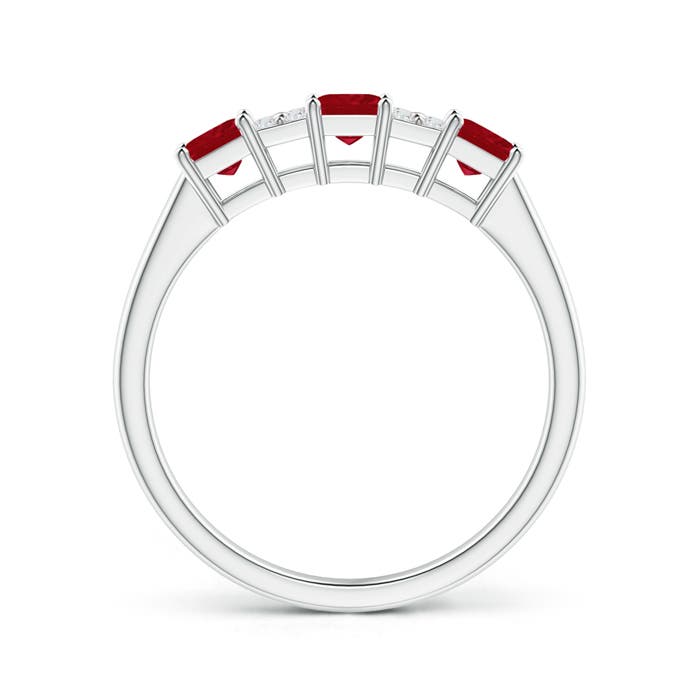 AA - Ruby / 0.68 CT / 14 KT White Gold